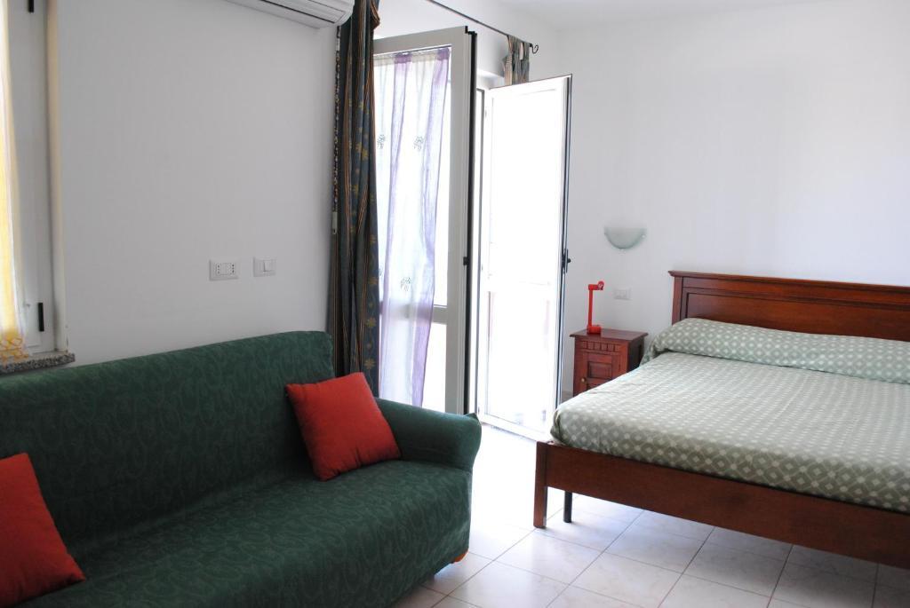 Guest House Sea Rooms Alghero Ruang foto